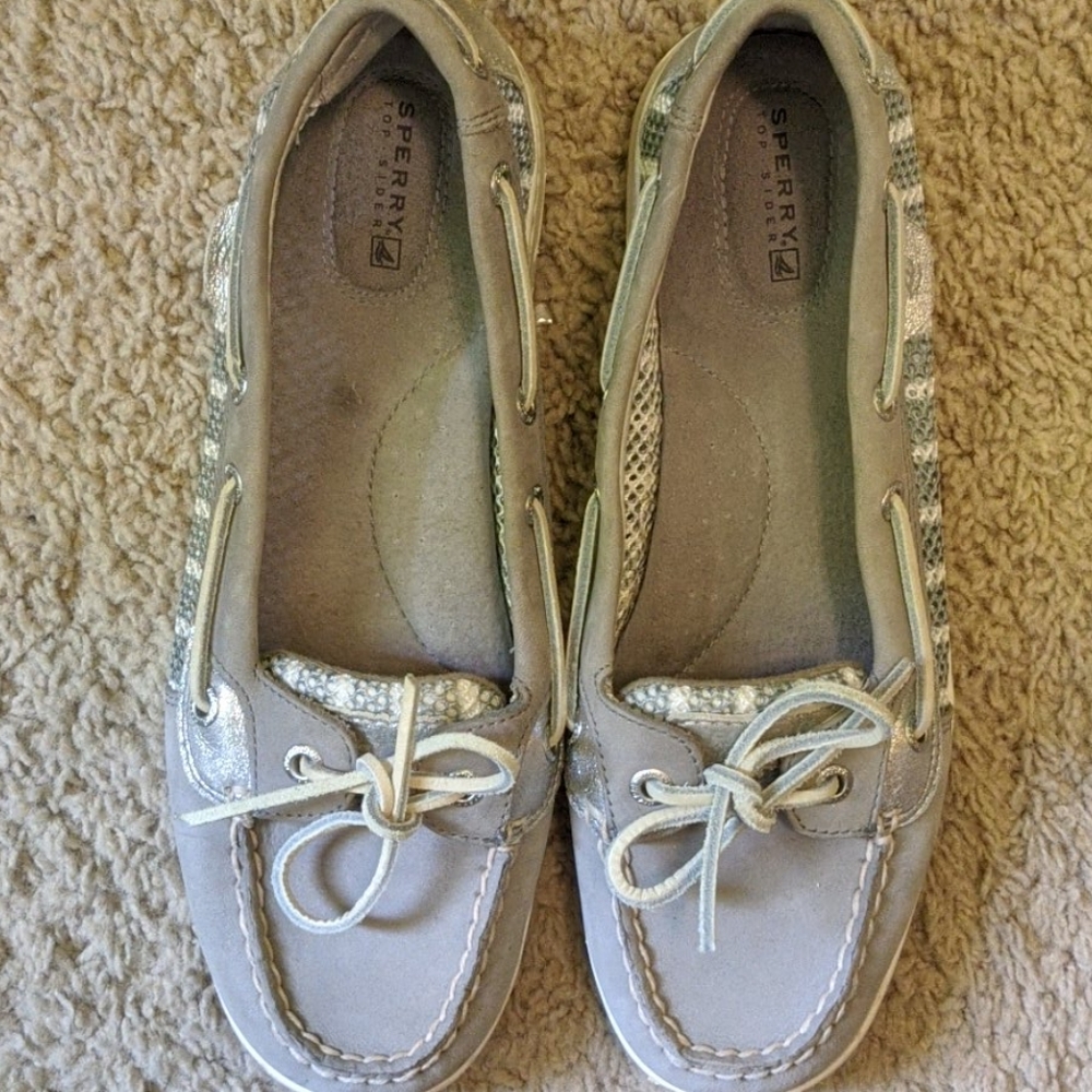 Cute Grey Sperry Topsiders!